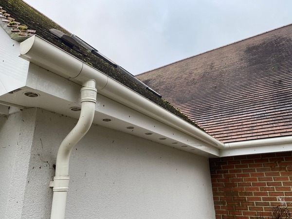 Residential gutter cleaning experts in Sunninghill, Berkshire